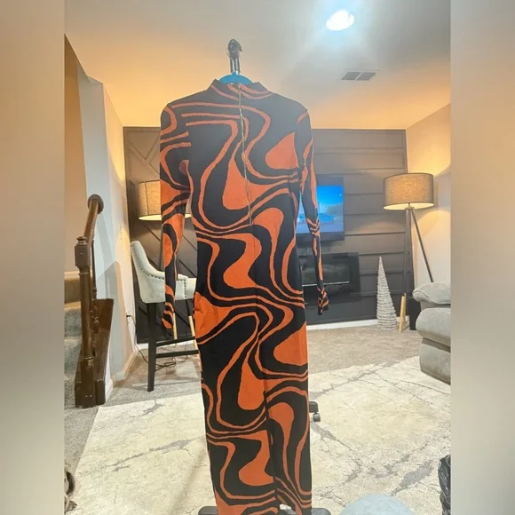 Fashion Nova Black and Orange Swirl Dress - Picture 4 of 4